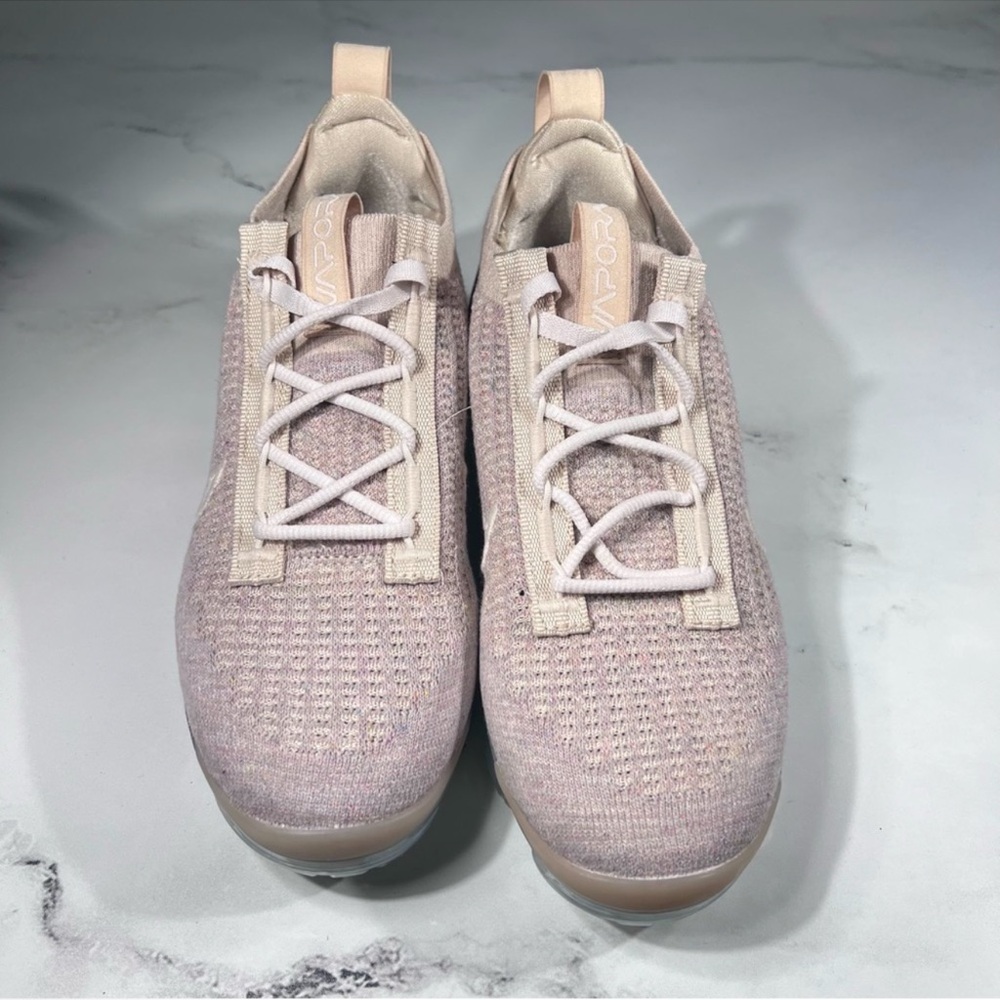 Nike Vapormax 2021 FK Oatmeal White Phantom Athletic Running Sneakers DC9454-101 - Picture 3 of 9